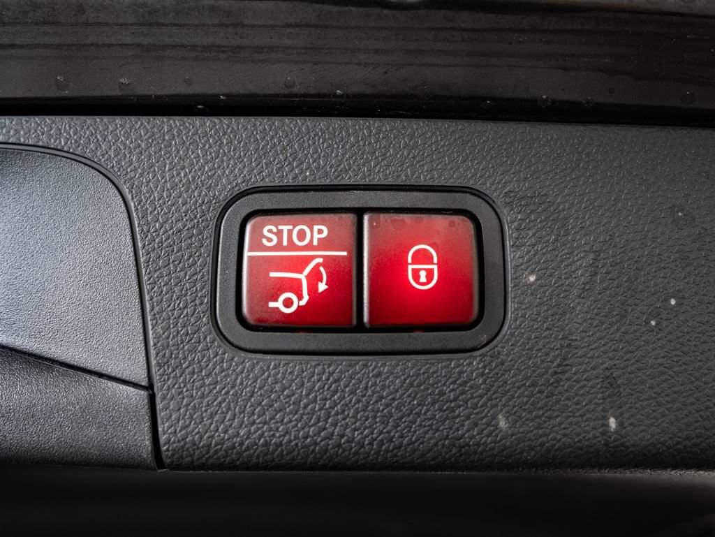 Certified 2022 Mercedes-Benz GLC 300 4MATIC image 22