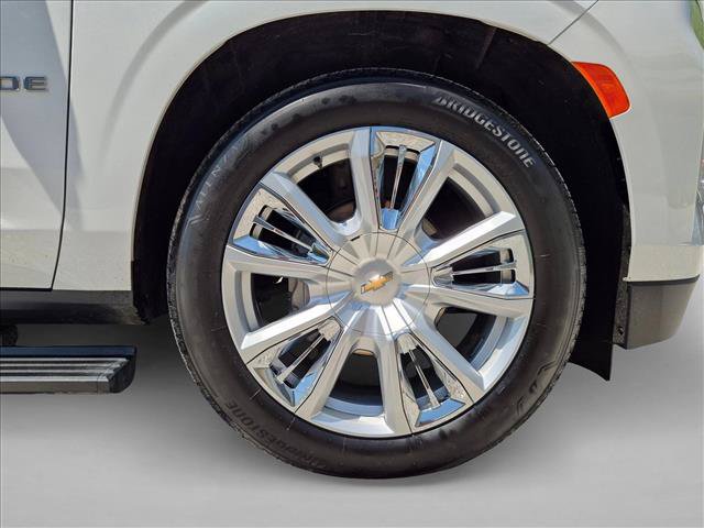 Used 2024 Chevrolet Tahoe High Country AWD/4WD image 27