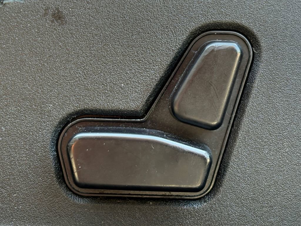 Used 2020 Dodge Charger GT RWD image 14