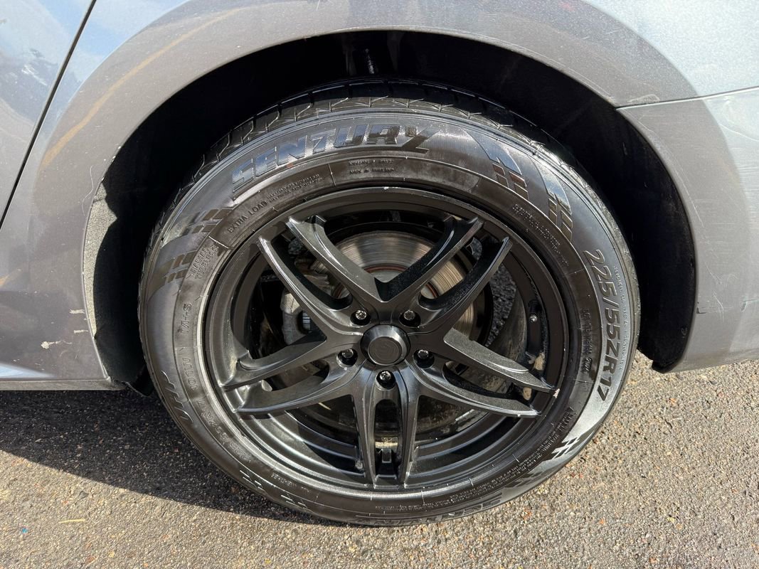 Used 2014 Volkswagen Passat TDI SE image 12