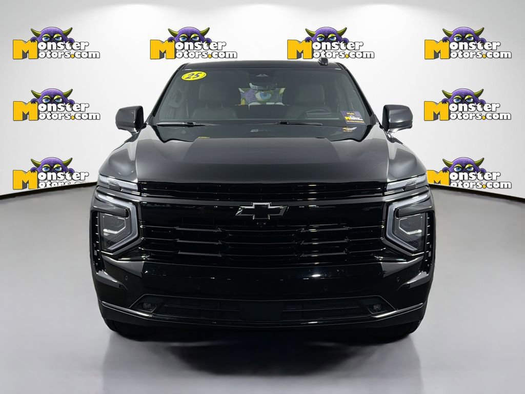 Used 2025 Chevrolet Tahoe RST w/ RST Performance Edition image 2