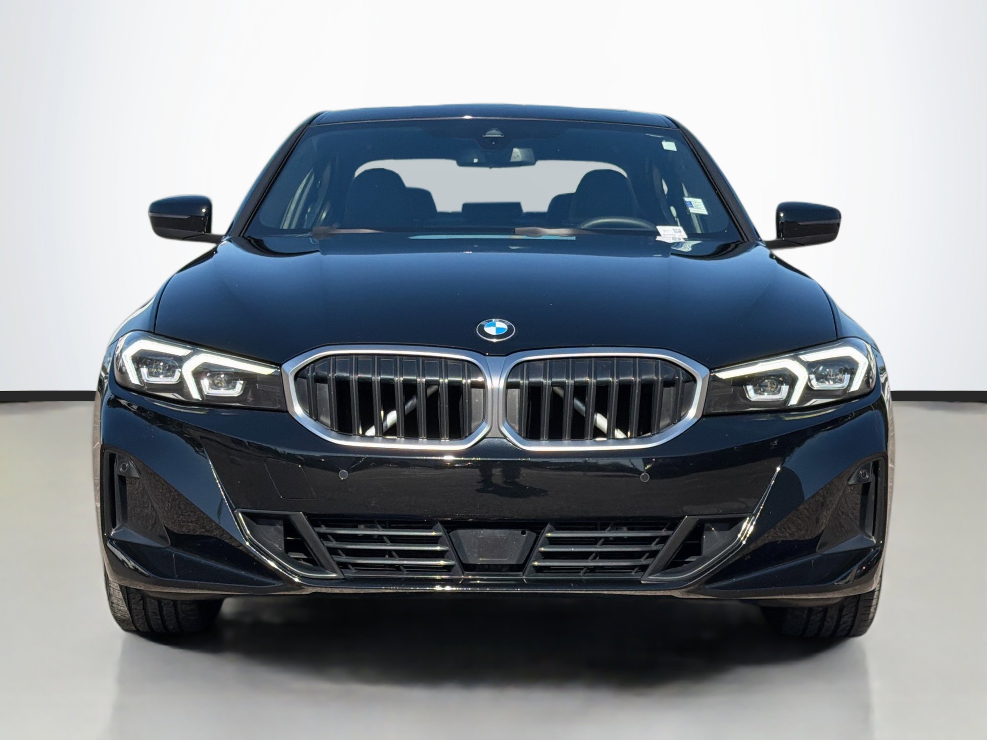 Used 2025 BMW 330i Sedan image 8
