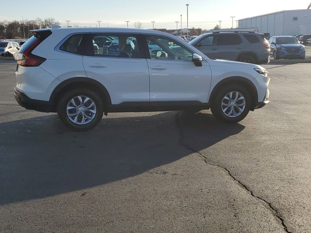 Used 2023 Honda CR-V LX image 9
