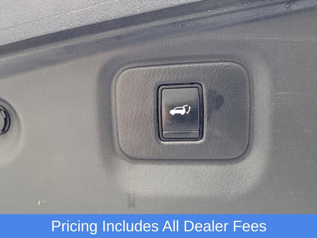Used 2019 Nissan Pathfinder Platinum AWD/4WD image 24