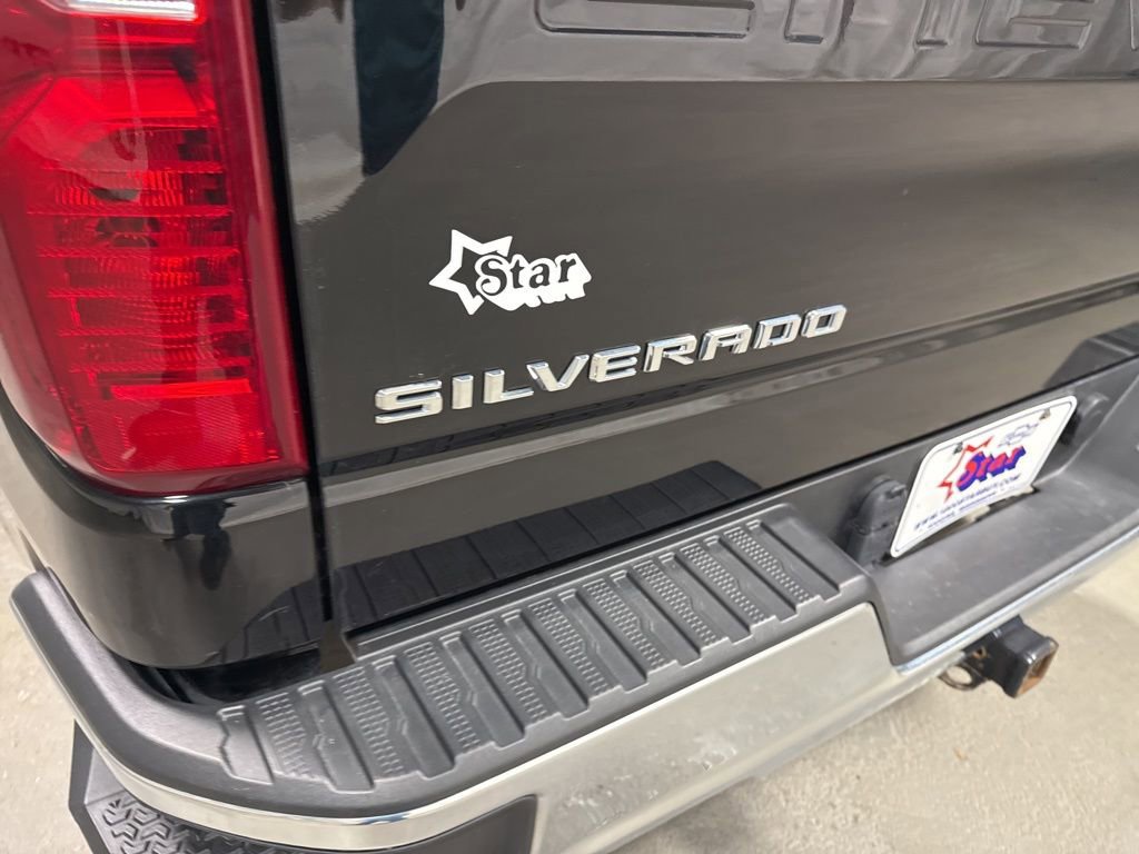 Used 2023 Chevrolet Silverado 1500 LT w/ Z71 Off-Road Package image 20