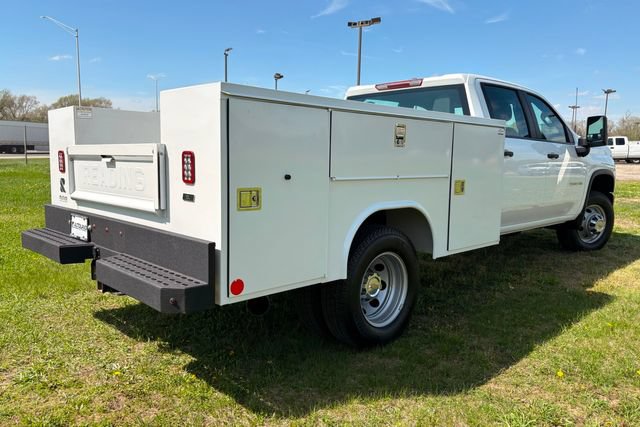 Used 2025 Chevrolet Silverado 3500 W/T AWD/4WD image 9
