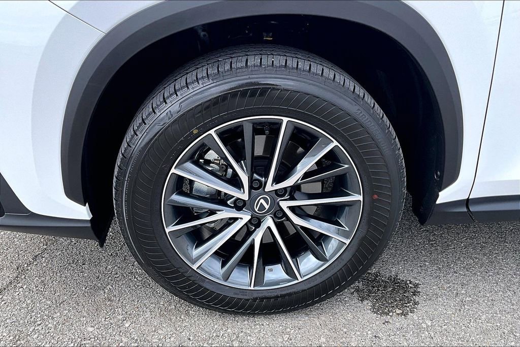 Used 2026 Lexus NX 350 350 Base w/ Accessory Package (Z1) image 12