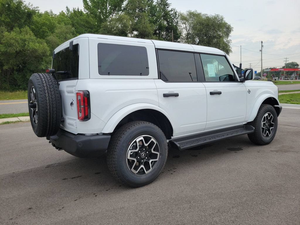 New 2026 Ford Bronco Outer Banks AWD/4WD image 4