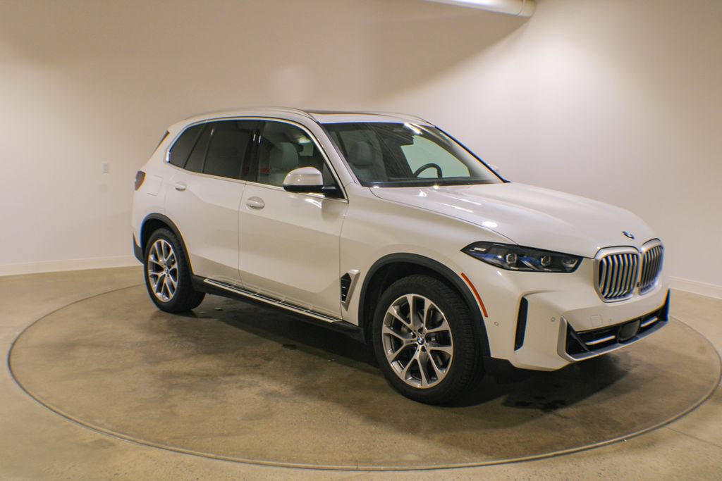Used 2026 BMW X5 xDrive40i AWD/4WD image 8