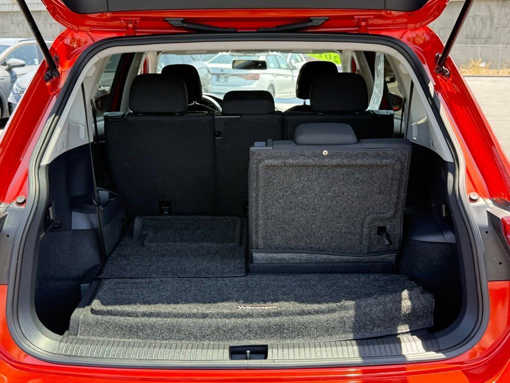 Used 2019 Volkswagen Tiguan S FWD image 7