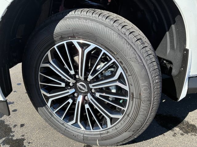 New 2026 Nissan Armada Platinum image 10