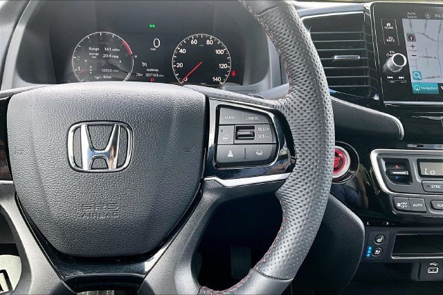 Certified 2026 Honda Ridgeline Black Edition image 13