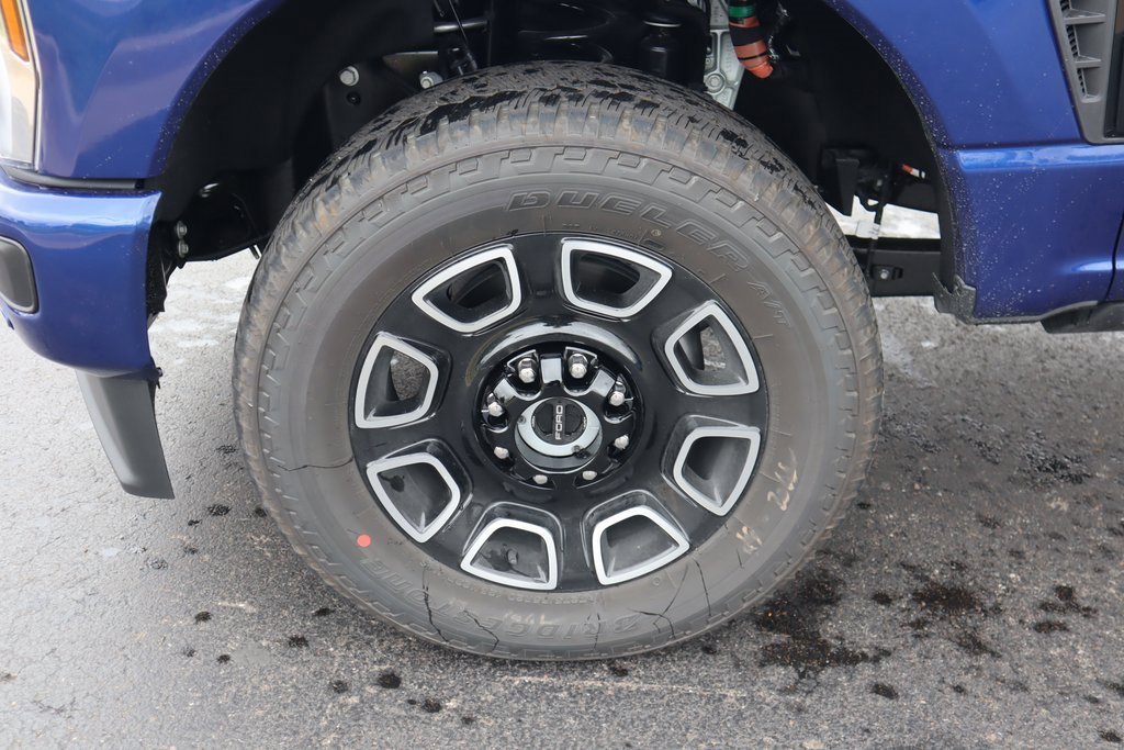 New 2026 Ford F250 Platinum image 19
