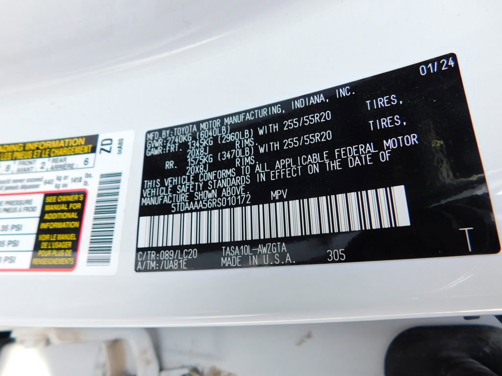 Used 2024 Toyota Grand Highlander Limited image 9