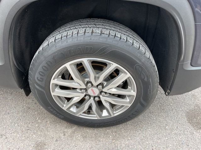 Used 2018 GMC Acadia SLE image 22