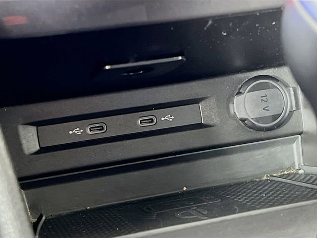 Used 2024 Volkswagen Tiguan SE image 20