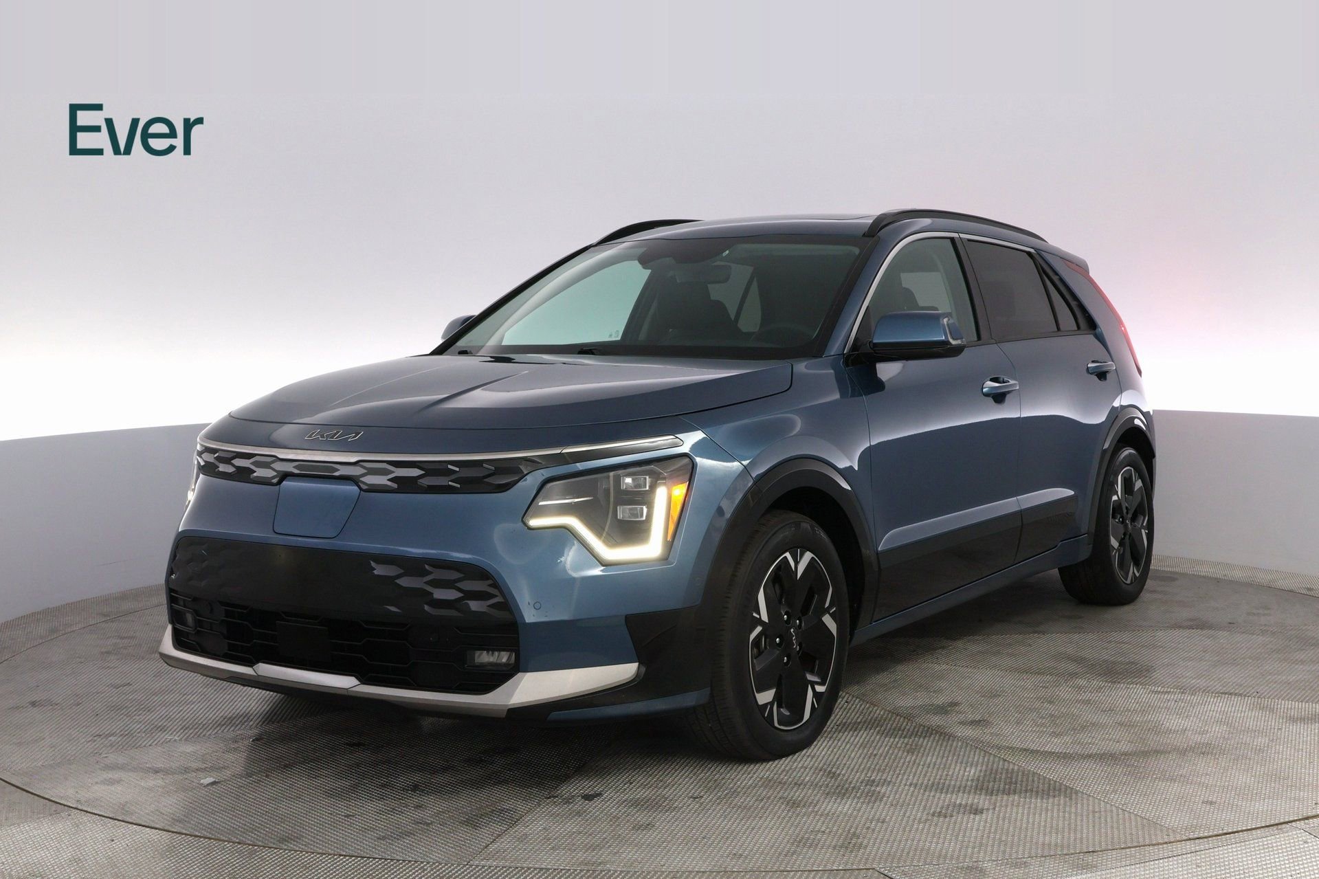 Used 2023 Kia Niro Wave image 2