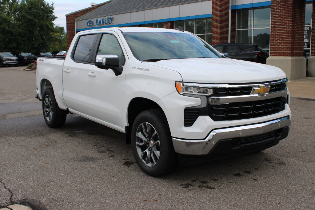New 2026 Chevrolet Silverado 1500 LT w/ Safety Package AWD/4WD image 4