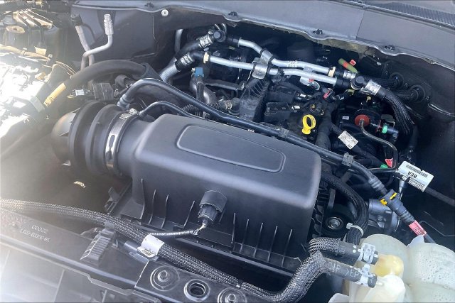 Used 2022 Ford Explorer XLT RWD image 34