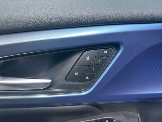 New 2026 Chevrolet Equinox EV LT image 8