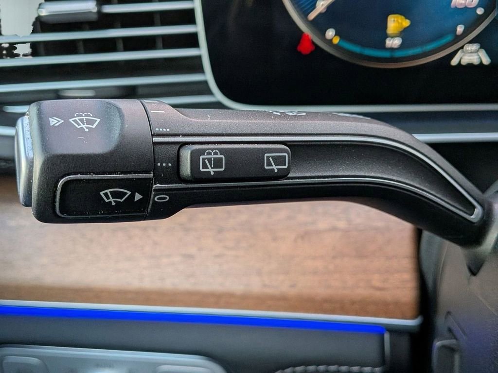 Used 2021 Mercedes-Benz Maybach GLS 600 4MATIC image 21