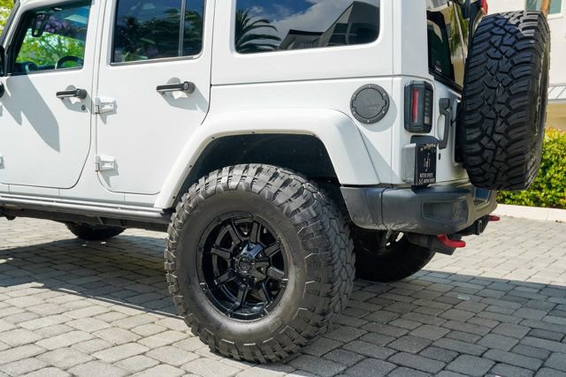 Used 2016 Jeep Wrangler Unlimited Rubicon AWD/4WD image 46