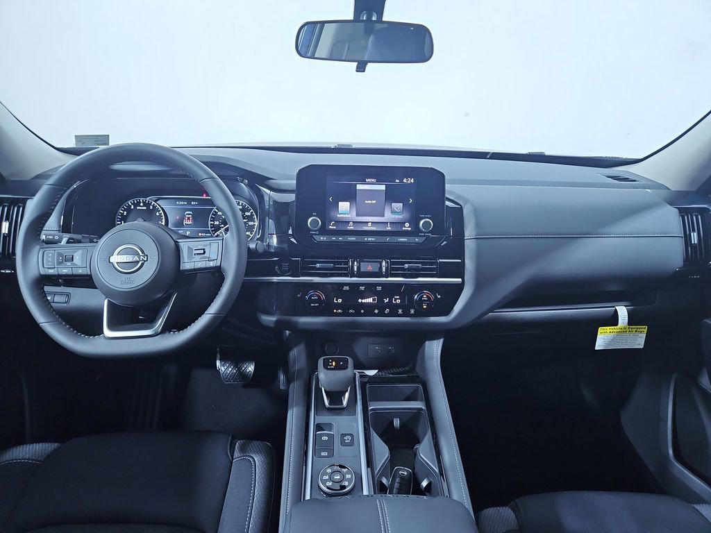 New 2025 Nissan Pathfinder SV image 12
