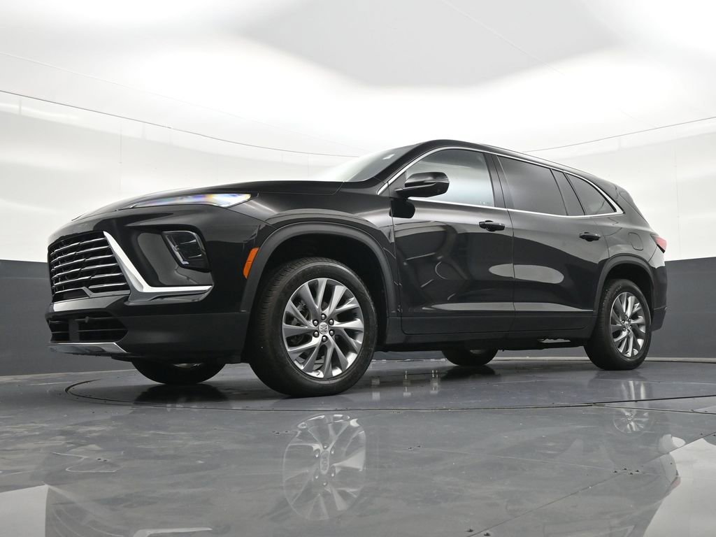 Used 2025 Buick Enclave Preferred w/ Power Package FWD image 23