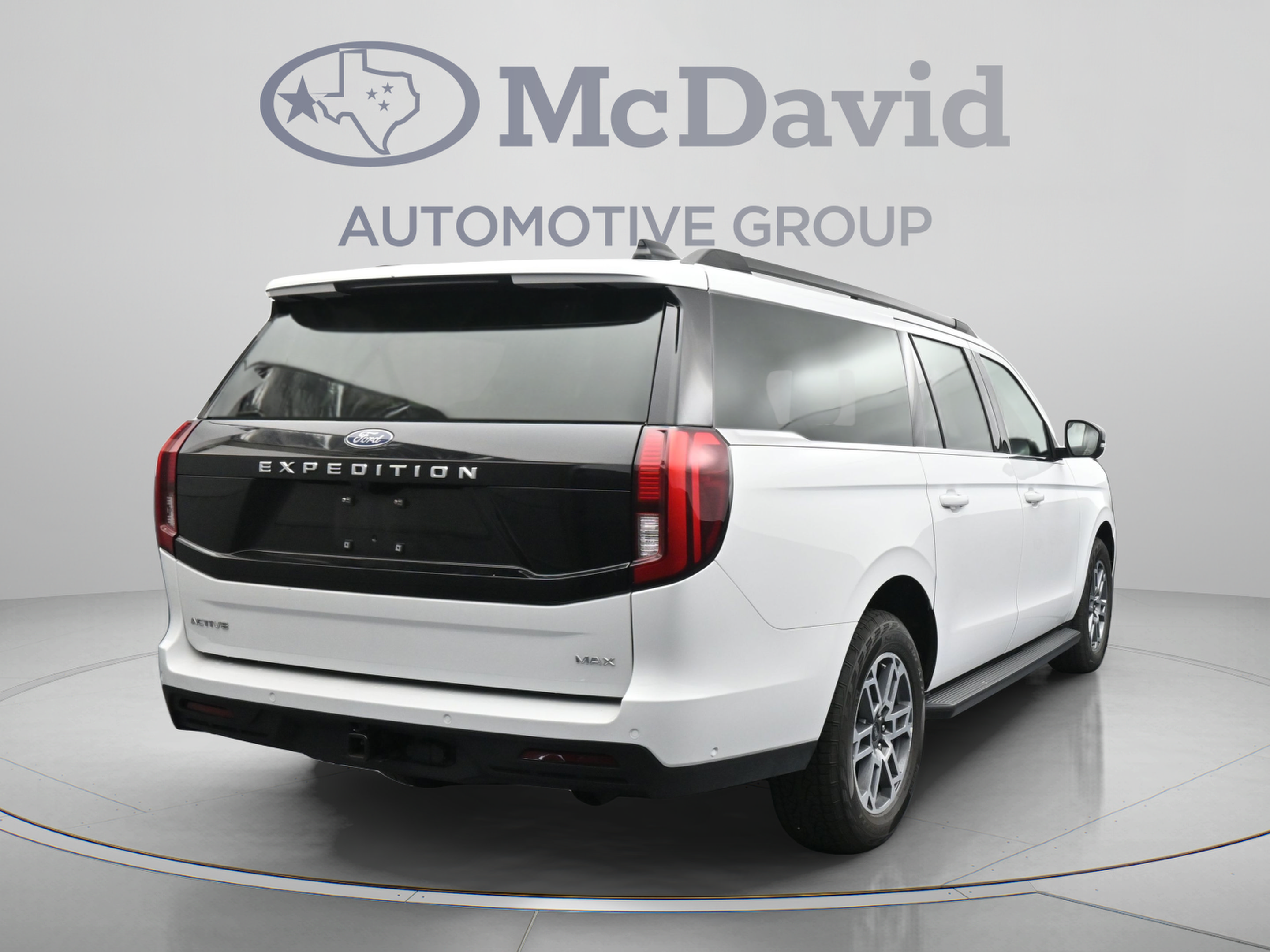 Used 2025 Ford Expedition Max Active AWD/4WD image 8