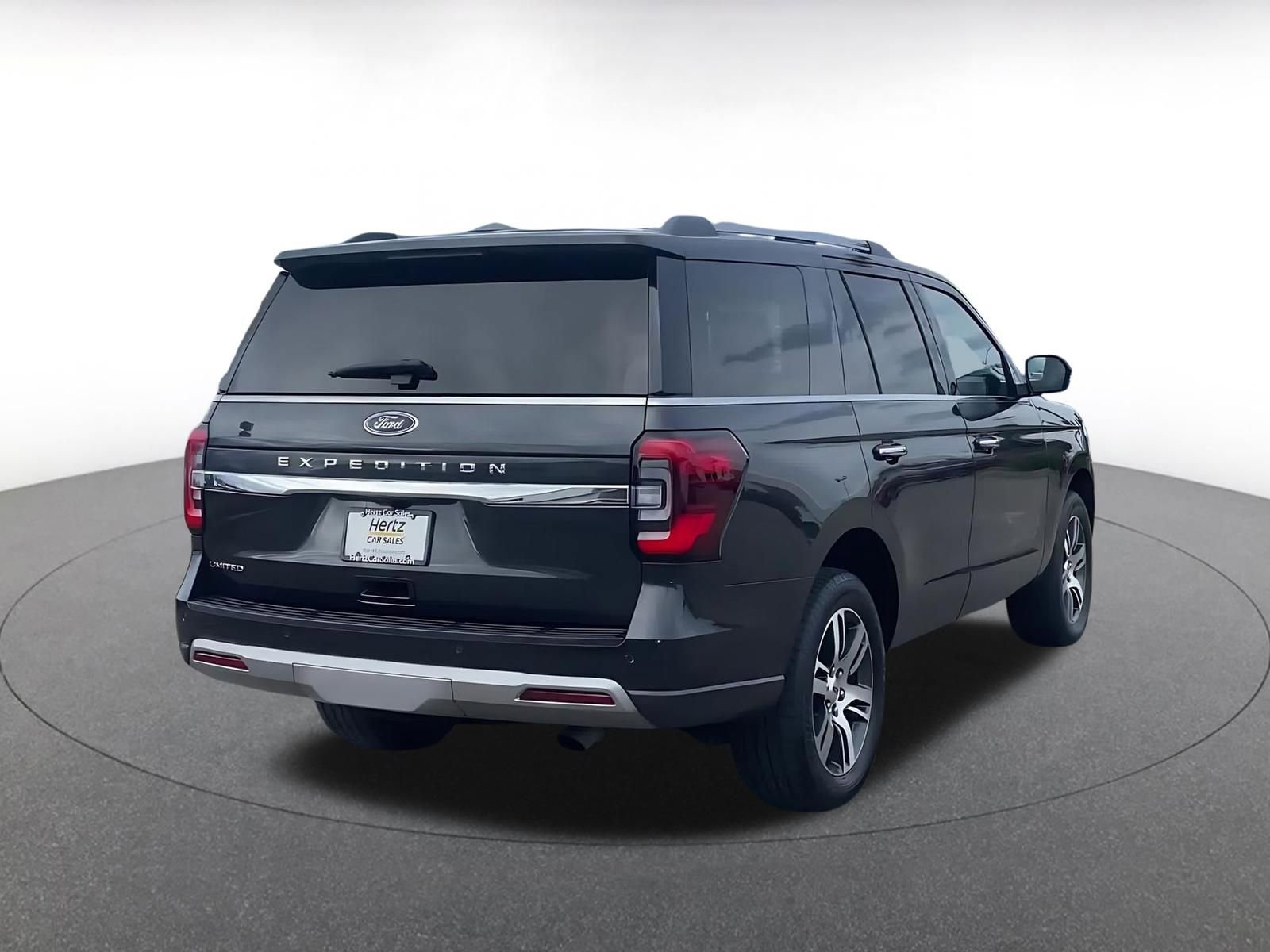 Used 2024 Ford Expedition Limited image 14