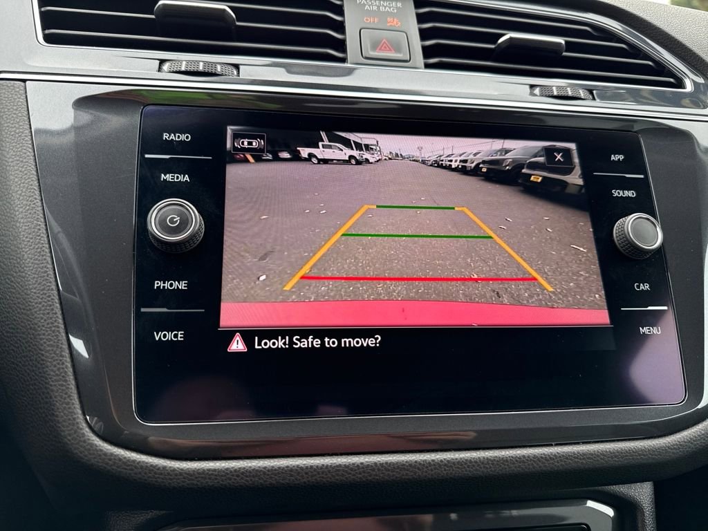 Used 2022 Volkswagen Tiguan SE image 27