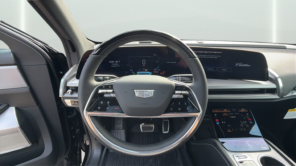 New 2027 Cadillac Vistiq Luxury w/ LPO, Floor Liner Package AWD/4WD image 12