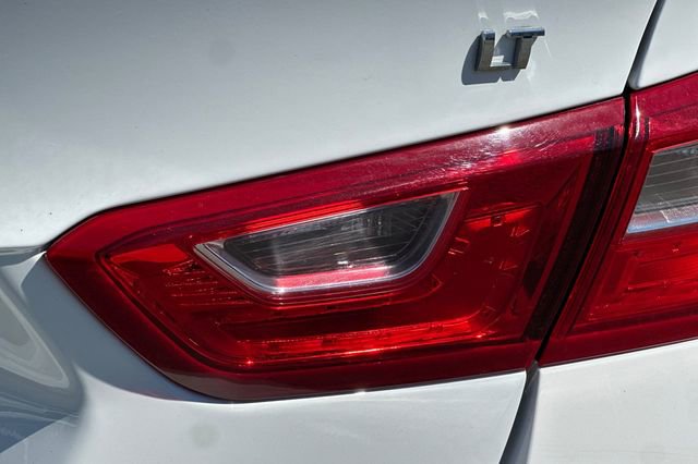 Used 2025 Chevrolet Malibu LT image 31