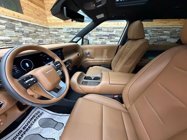Used 2026 Hyundai Palisade Calligraphy AWD/4WD image 13