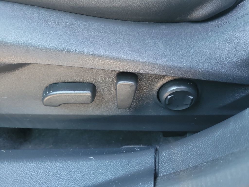 Used 2022 Subaru Outback Limited image 19