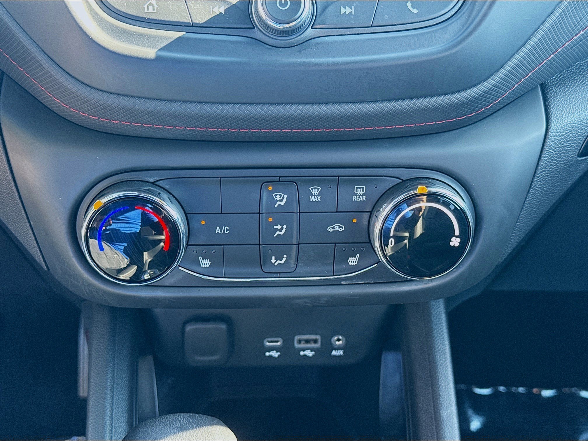 Used 2022 Chevrolet TrailBlazer RS image 14