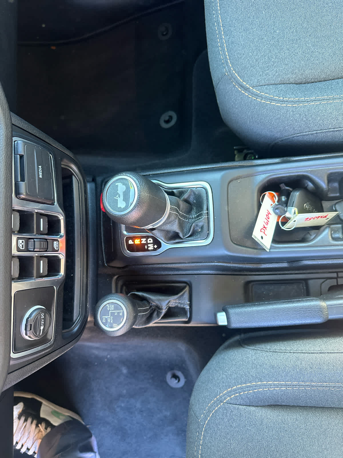 Used 2024 Jeep Wrangler Unlimited AWD/4WD image 16