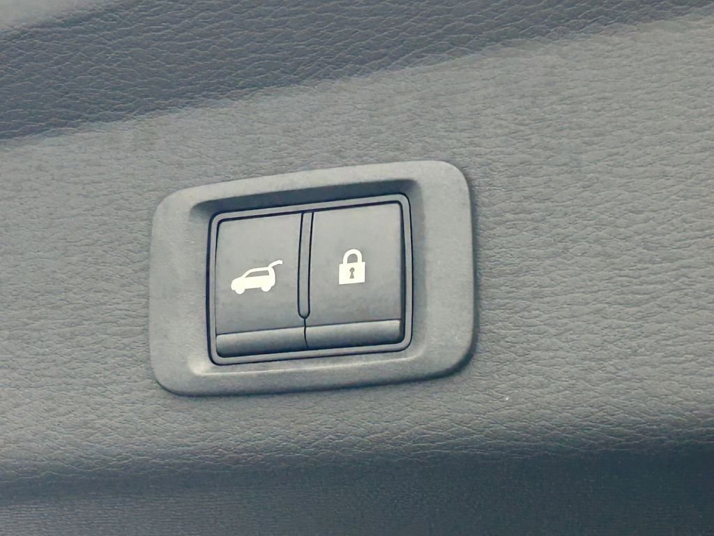 New 2026 Mitsubishi Outlander SE FWD image 40