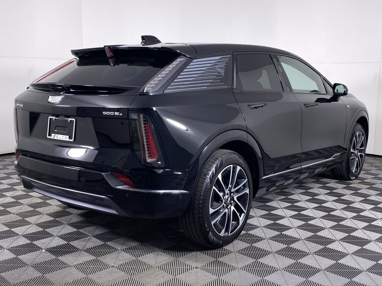 Certified 2026 Cadillac Optiq Sport 1 AWD/4WD image 40