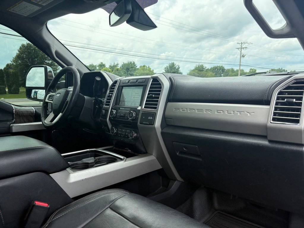 Used 2017 Ford F250 Lariat w/ Lariat Ultimate Package AWD/4WD image 13