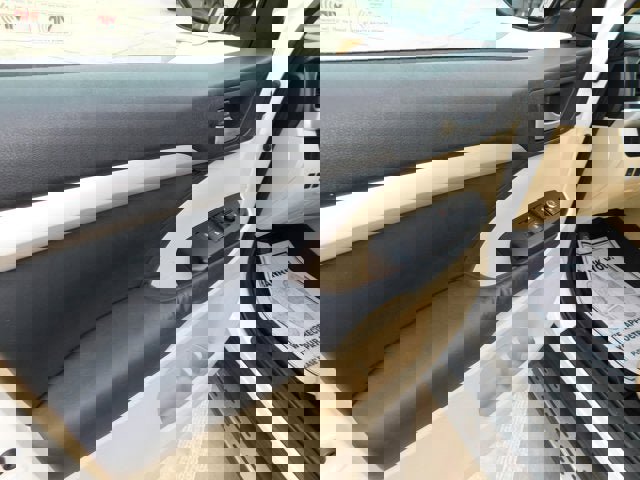 Used 2014 Toyota Highlander XLE image 13