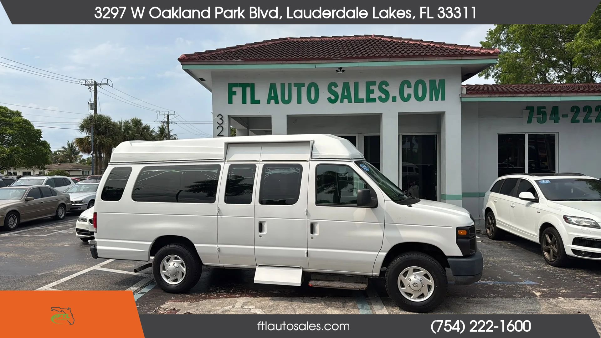 Used 2013 Ford E-250 and Econoline 250 Extended w/ PWR Group RWD image 3