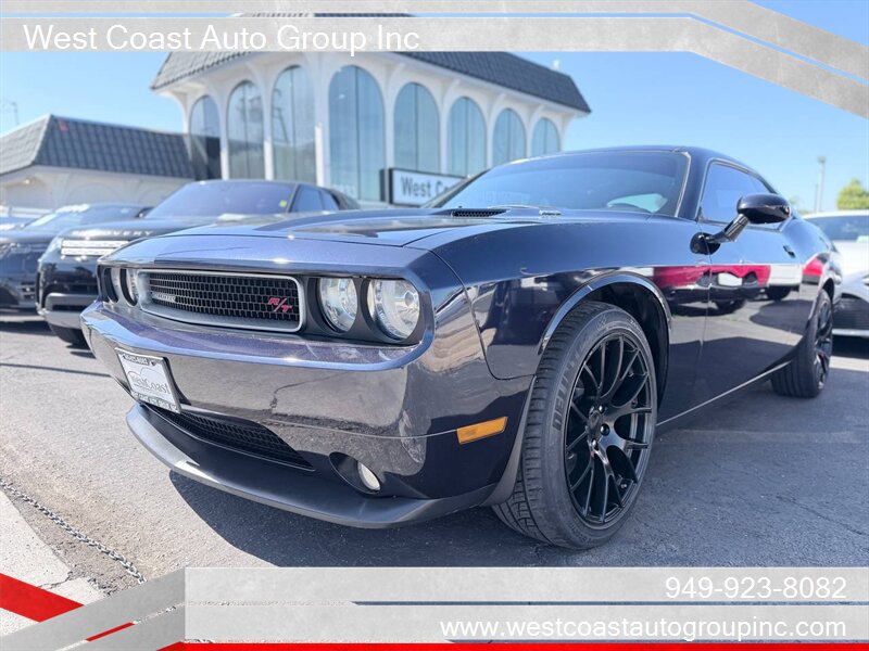Used 2012 Dodge Challenger R/T RWD image 2