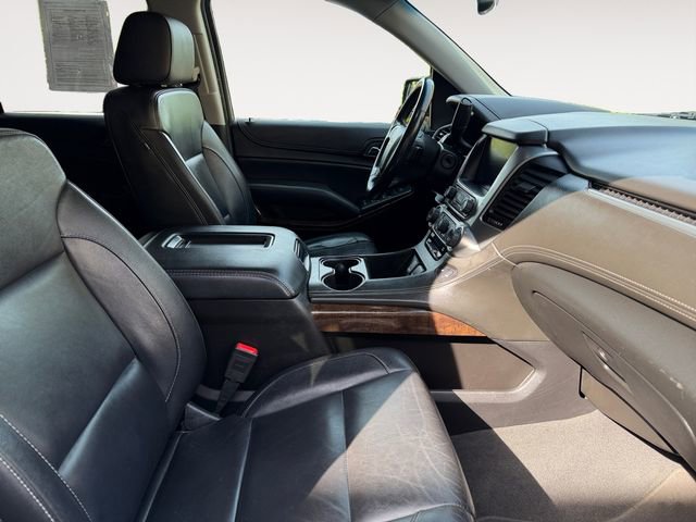 Used 2019 Chevrolet Suburban LT AWD/4WD image 15