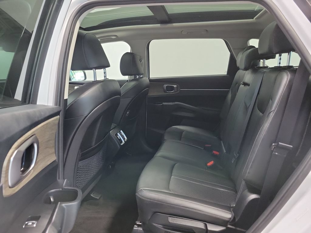 Used 2023 Kia Sorento S w/ Panoramic Sunroof Package AWD/4WD image 20