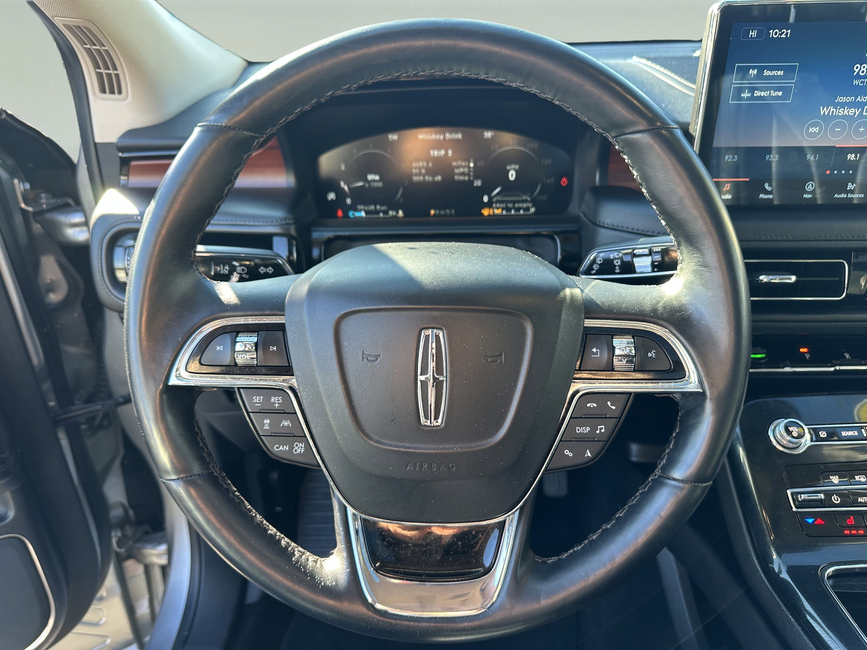 Certified 2022 Lincoln Nautilus Reserve w/ Equipment Group 201A image 12