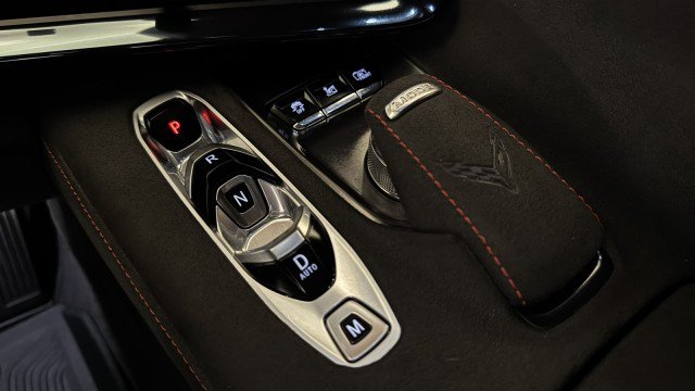 Used 2024 Chevrolet Corvette Stingray Premium Cpe w/ Z51 Performance Package RWD image 8