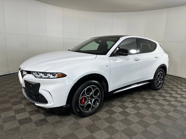 Used 2024 Alfa Romeo Tonale Ti w/ Active Assist Package image 7