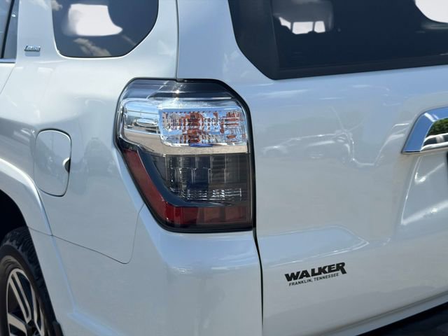 Used 2018 Toyota 4Runner Limited AWD/4WD image 11