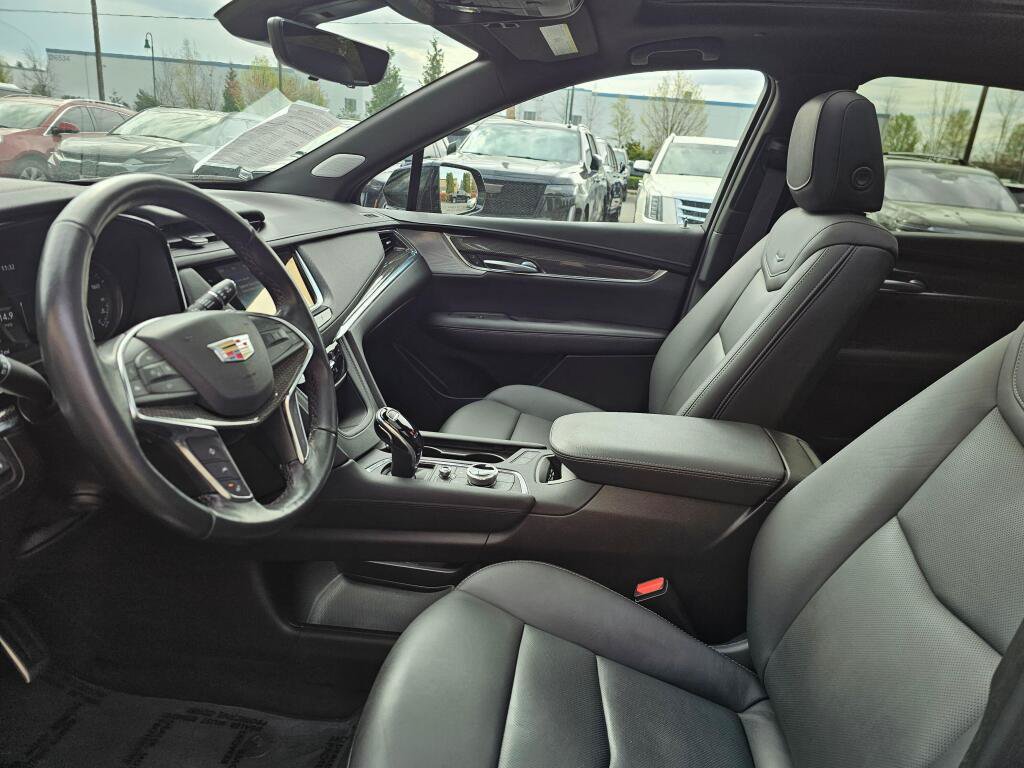 Certified 2023 Cadillac XT5 Sportv w/ Technology Package AWD/4WD image 24